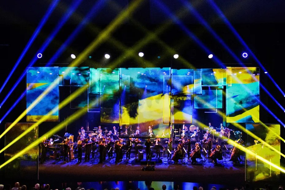 VIDEO Victoires de la musique classique : revoir le vibrant hommage au peuple ukrainien par l'Orchestre philharmonique de Nice

france3-regions.francetvinfo.fr/provence-alpes…  #Victoires2022 🎵  
#Ukraine🇺🇦 #paix