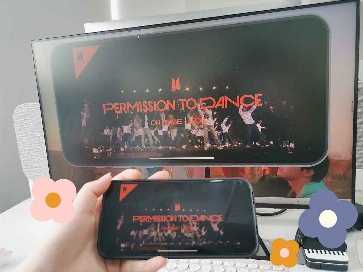 SunnyLLLLLL's tweet photo. BTS 'Permission To Dance on Stage in Seoul' Concert Online Streaming time🛎️ 

⏰ 7.00 PM, KST | 12:00am HT / 2:00am PT / 3:00am MT / 4:00am CT / 5:00am ET

‼️3 ways to do screen mirroring‼️
1. HDMI cable
2. ApowerMirror(https://t.co/7EhV2IOvef)

@BTS_twt #BTS  #BTSCONCERT #ARMY https://t.co/yHM365x1ao