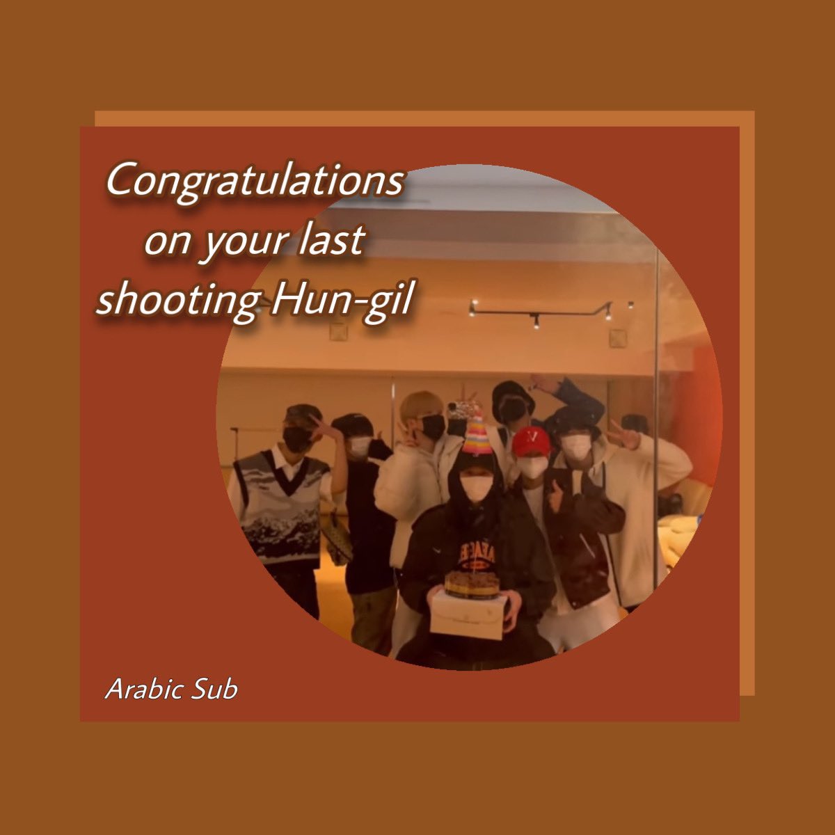 (مترجم للعربية)
「 Congratulation on you last shooting Hun-gil 」
مُشاهدة ممتعة كلوز ولا تنسو مُشاركتنا مُقتطفاتكم الرائعة عبر هاشتاق #cluesub ♡︎
↲ portalcprsub.blogspot.com/2022/03/ghostd…