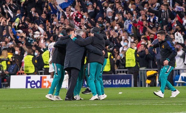El orgullo de estos jugadores y la magia del Bernabéu se juntaron para regalarnos una noche inolvidable… 

Gracias a todos y HALA MADRID!!! #ucl