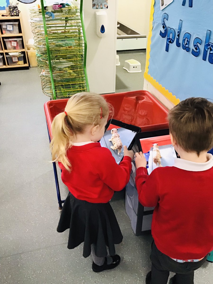 HollyfastSchool's tweet photo. Pre-school have loved using our IPads to take photos of the wild animals that have escaped in our classroom.
#photographers #wildanimalphotoshoot #capturethat https://t.co/iQjQQQ6od4