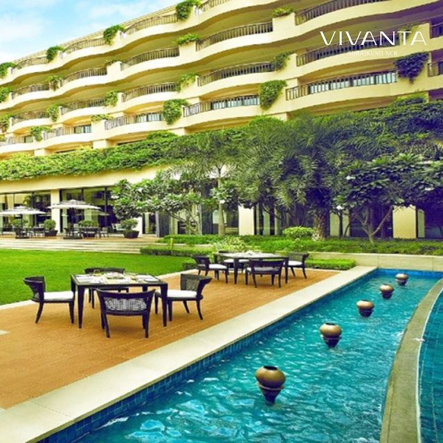Experience a sublime sojourn surrounded by our opulent settings and lush open spaces.

To know more, please call: +91 129-419 0000 or visit bit.ly/3xuS1PQ

#VivantaSurajkund #Vivanta #Faridabad #Staycation #safecation #getaway #vacation