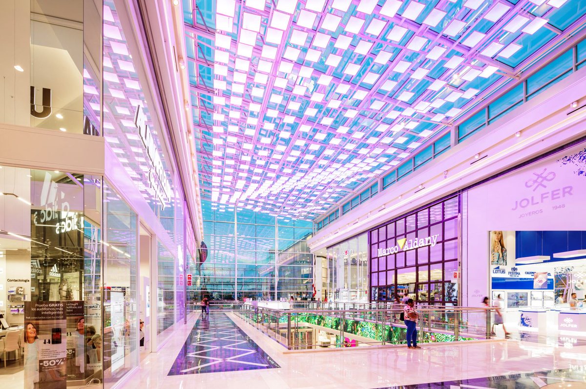 Chapman_Taylor's tweet photo. Chapman Taylor’s Plaza Rio 2 shopping centre receives award recognition
https://t.co/KnM2s55y5F
#Retail #RetailArchitects #RetailArchitecture #BREEAM #Architects #Architecture #Designers #PlazaRio2 #Madrid #Spain https://t.co/nGaBocYayL