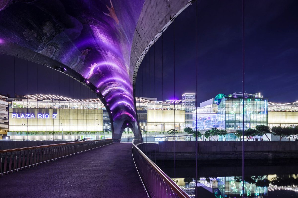 Chapman_Taylor's tweet photo. Chapman Taylor’s Plaza Rio 2 shopping centre receives award recognition
https://t.co/KnM2s55y5F
#Retail #RetailArchitects #RetailArchitecture #BREEAM #Architects #Architecture #Designers #PlazaRio2 #Madrid #Spain https://t.co/nGaBocYayL