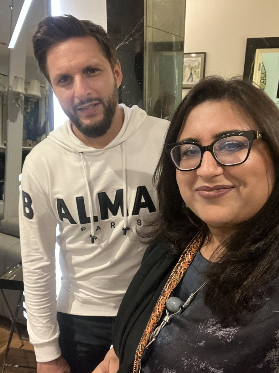 Ayesha Hussain tweet media