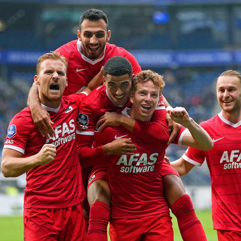 AZAlkmaar's tweet image. 🇳🇴 𝗚𝗿𝗮𝘁𝘂𝗹𝗲𝗿𝗲𝗿 𝗺𝗲𝗱 𝗱𝗮𝗴𝗲𝗻! 2⃣6⃣

🎂 Maak er een fantastische dag van, Aslak! 😏

#AZ #bodaz #AW15 #UECL