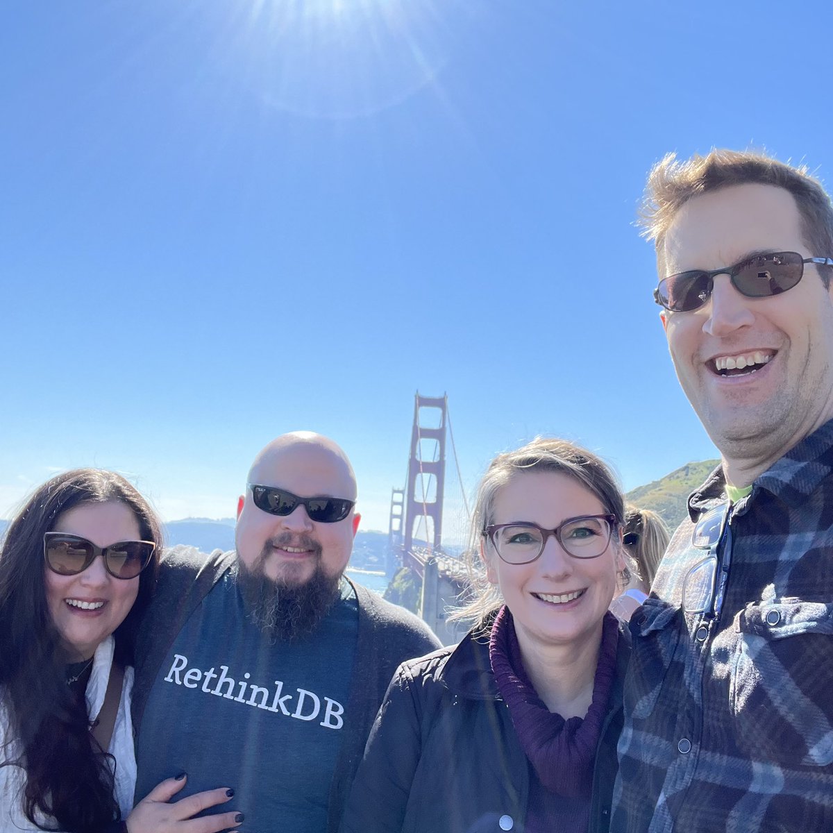 Ophelia_Ragan's tweet photo. @rethinkdb @0xda1e Nice shirt! #SanFrancisco #rethinkdb #goldengatepark https://t.co/l3rmnU9S1w
