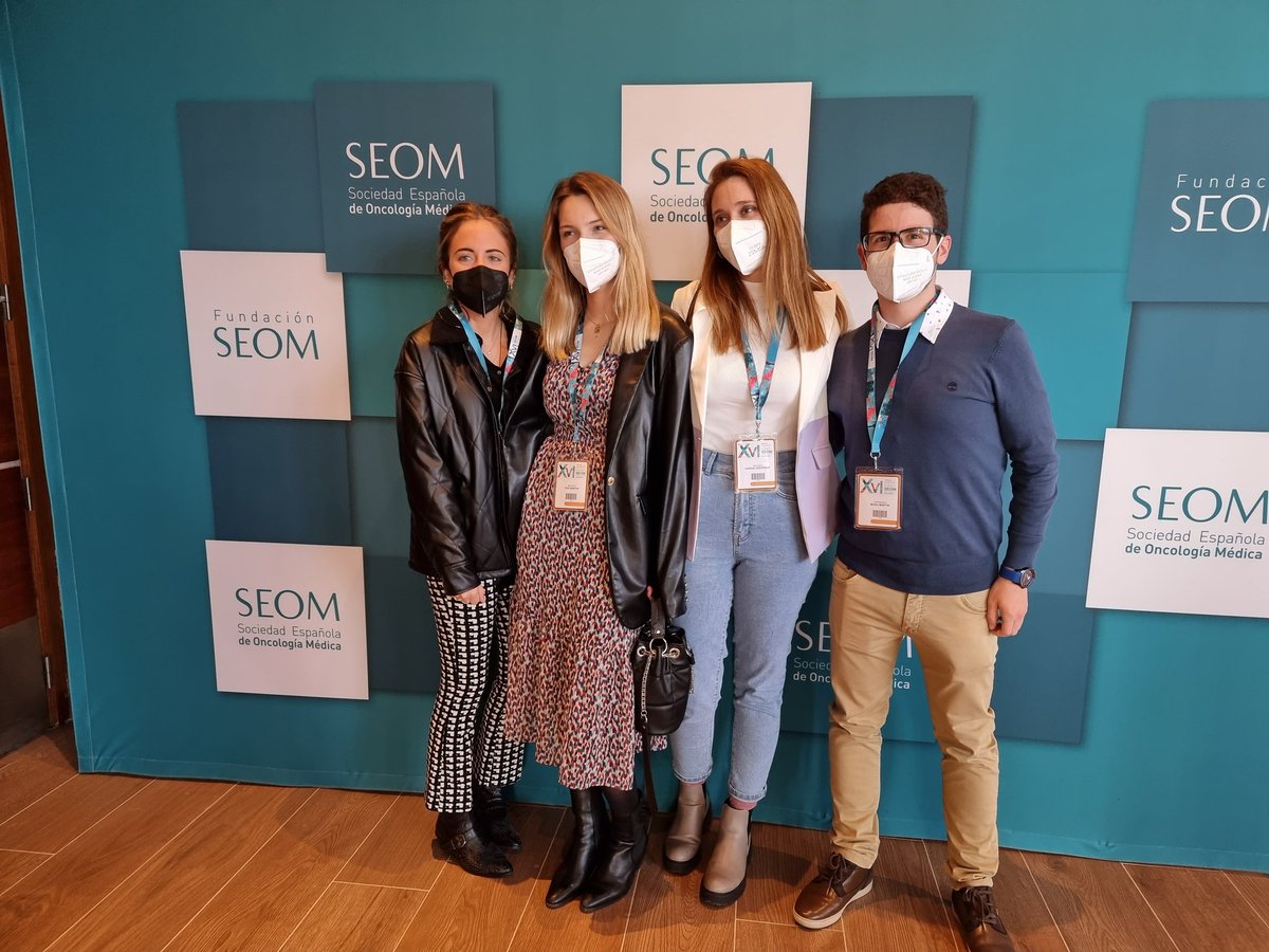 _SEOM's tweet photo. Valencia acoge desde esta mañana el Curso #mirSEOM22. ¡En nada, comenzamos! Recordad, residentes, podéis tuitear y compartir ideas con el hashtag oficial. Se premiará al más tuitero y al tuit más original 😃😃 https://t.co/TdltSKaN08