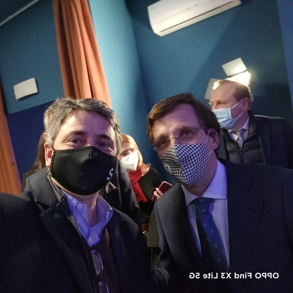J21_CEO's tweet photo. @jalatasa @AlmeidaPP_ @mitefspain @MADRID Yesterday with the Major of @MADRID, Jose Luis Martínez Almeida, at the inauguration of the Madrid Innovation Lab... Good chance to explore ideas of collaboration with @mitefspain for developing the innovation and startup ecosistema locally, and connect back to MiT https://t.co/RffKHLQ3TH