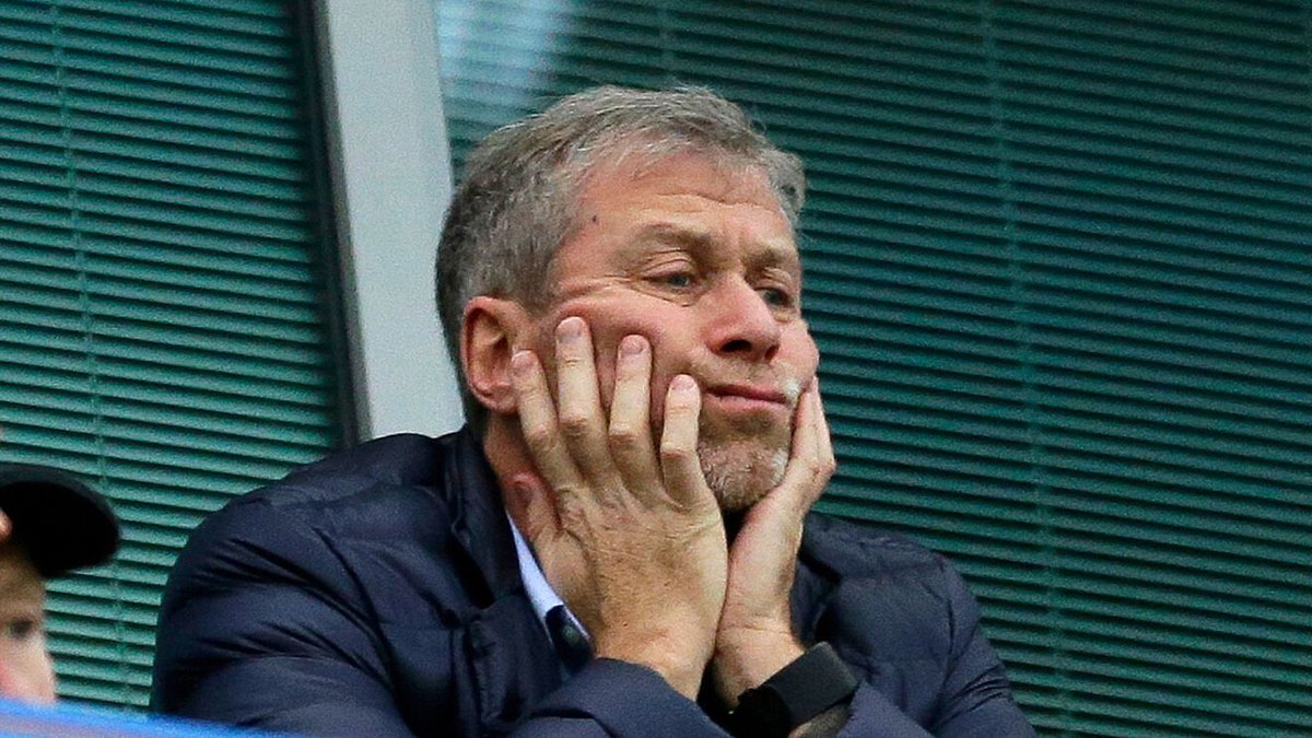 EPLBible's tweet photo. Roman Abramovich has had his assets frozen in new UK sanctions against Russian oligarchs… 

❌ He can no longer sell Chelsea 

❌ The club can’t sell tickets or merchandise

❌ The club can’t sign new players or sell current ones

❌ No current player can sign a new contract https://t.co/zBbEyHfjhh