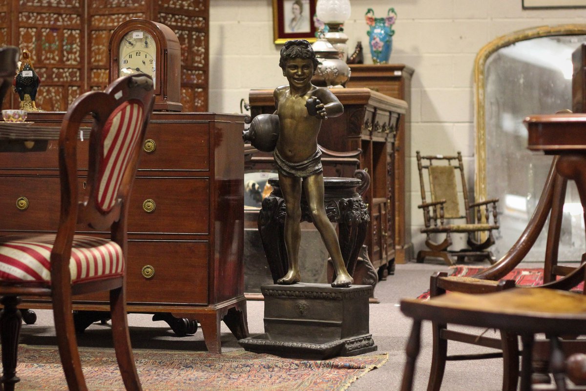 MendipAuctions's tweet photo. VIEWING TODAY in the saleroom on the Mendips for our Fine Art, Antiques, Silver &amp; Jewellery auction.
Viewing today 10am-6pm and tomorrow Friday 10am-7pm with the auction on Saturday starting at 10am.
We look forward to welcoming you. https://t.co/PrDdOyaenW
