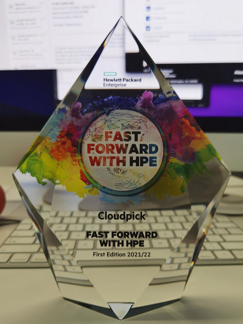 CloudpickTech's tweet photo. Thank you all for inviting us to #FastForwardWithHPE, and a big congratulations to the winners: @H3_Dynamics, @Cloudpick, and @Transcelestial! We look forward to seeing our partnerships with HPE bear fruit & expand the access to the solutions to enterprise customers across APAC. https://t.co/fVArbU5qOc