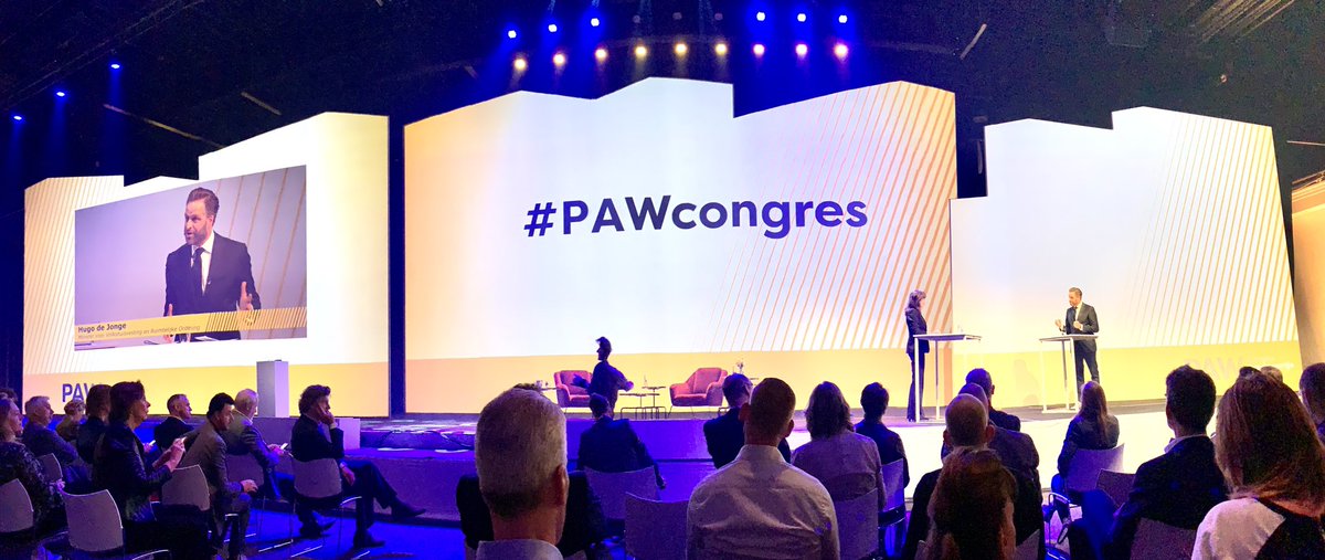 Eindelijk weer eens een fysiek congres! Met een meer dan actueel thema: aardgasvrije wijken. Wat kunnen we van de pilots uit de verschillende gemeenten leren? @josvandalenBZK is er als programmamanager natuurlijk bij! #pawaardgasvrij #pawcongres