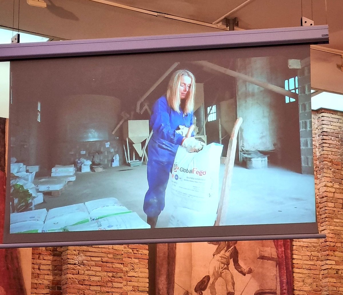 BetDachs's tweet photo. #FEMDEO
@CambraOsona
@Creaccio
@CEDOSONA
🔝 Comunitats de #dones🟣 que #inspiren (s'inspiren) com @DonesMonRural, @donesinspiren i @AcebSuma, Associació Emprenedora Ripollès
💜Reivindicant la #igualtat "- No volem anar al davant ni al darrera, volem anar al costat dels homes" https://t.co/VmFChgwWVt