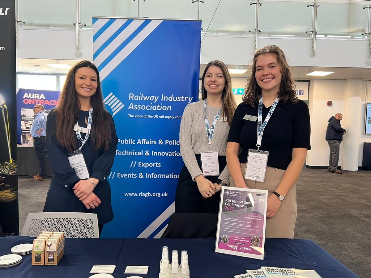 railindustry's tweet photo. Good morning from #RINLondon, where we're catching up with #RIAmembers and industry colleagues!
Come and say hello if you're here! 👋🏾
@JobsonJames #RailInfrastructureNetworking #RIN2022 #RIN22 #RIAMember https://t.co/wRpCBz09Di