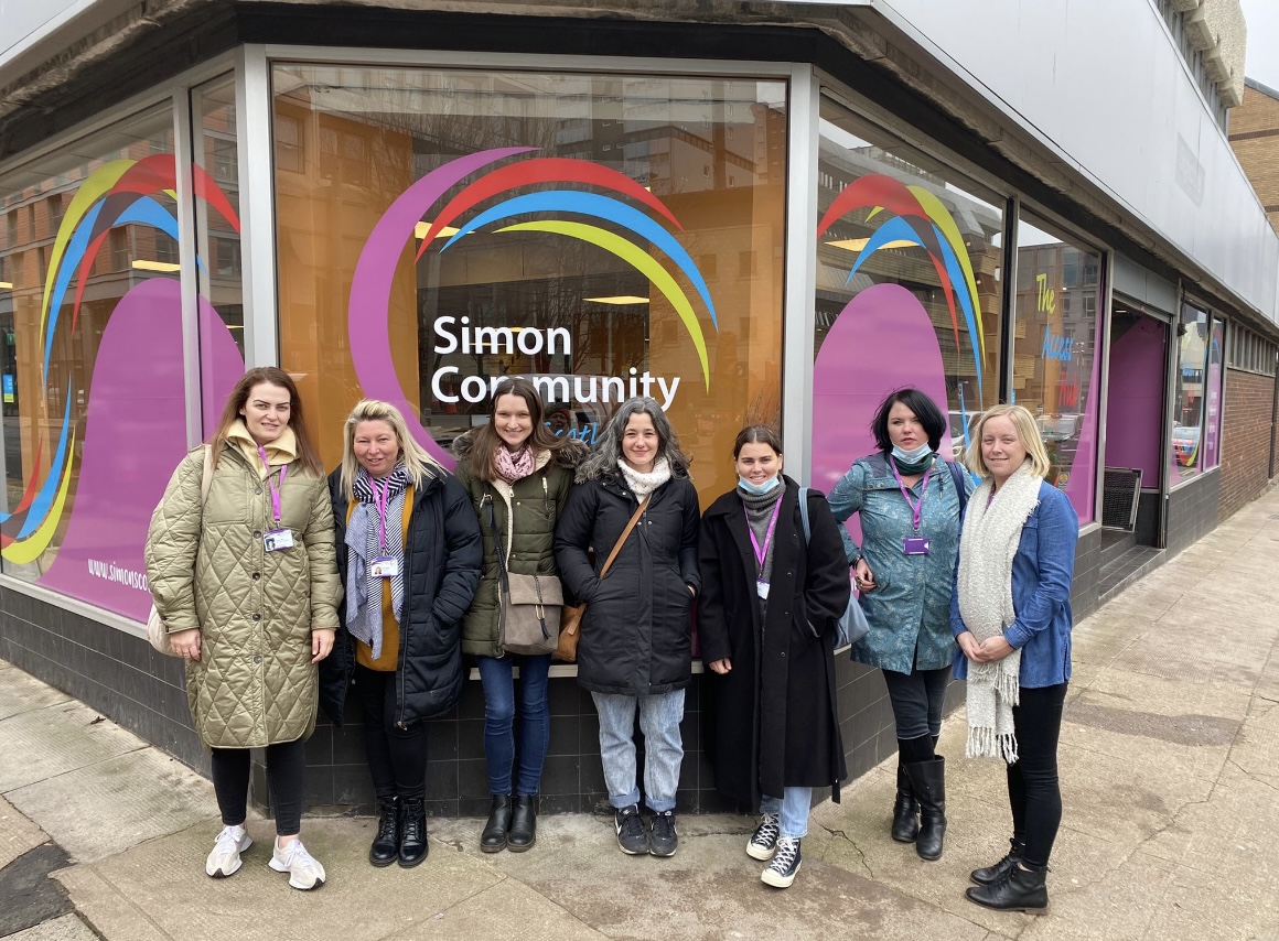 SimonCommScot's tweet photo. We were delighted that some of our Edinburgh team could come through to visit our Glasgow Access Hub and some of our supported accommodation sites yesterday.
#oneteam #alwayslearning #sharebestpractice #homelessness #Scotland https://t.co/lXqh3KfsRv