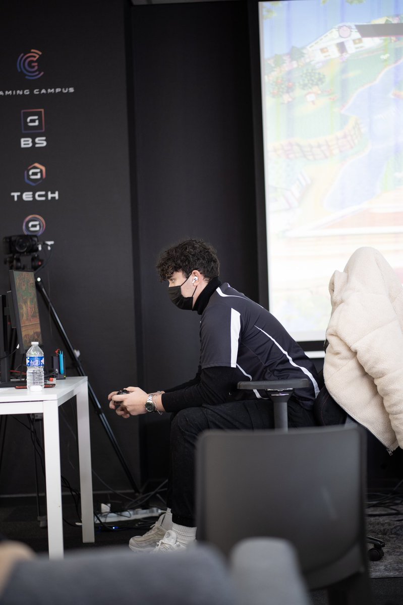HuB_esport_FR's tweet photo. Week-end chargé pour notre @aridoublema 💜🖤

Top 1/40 a la Gametek Night de ce Vendredi ! 🏆 

Top 8/70 au Spike Tournament la monthly Lyonnaise Samedi médaille ! 🏅

Fier de notre poulain 💜
#HUBWIN https://t.co/elobKxuw1d