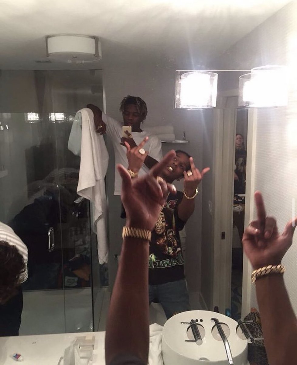 mrsawge11's tweet photo. Throwback โ ๏ธ๐๐พ #asaprocky #ianconnor https://t.co/tLqaGY7Yvd