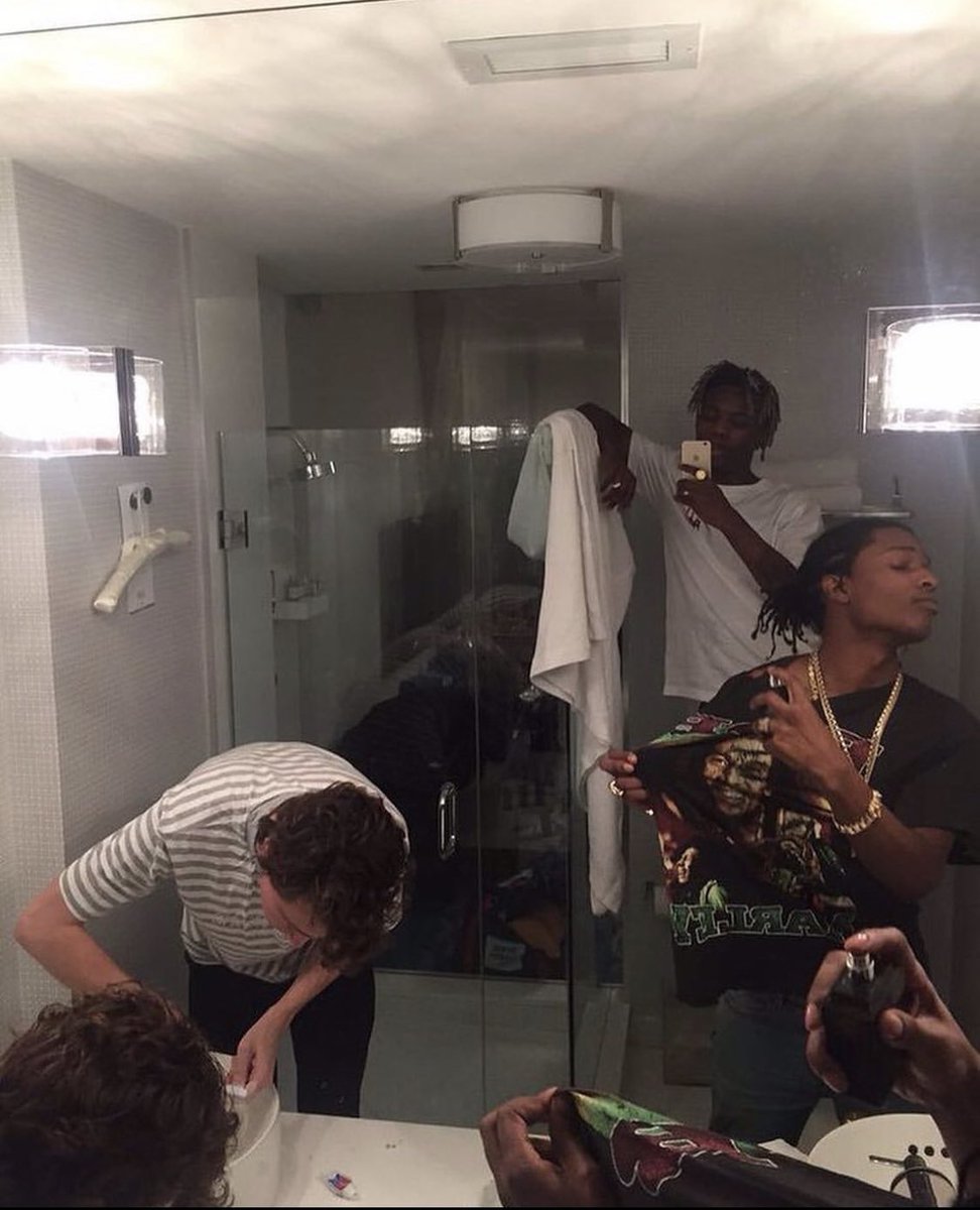 mrsawge11's tweet photo. Throwback โ ๏ธ๐๐พ #asaprocky #ianconnor https://t.co/tLqaGY7Yvd