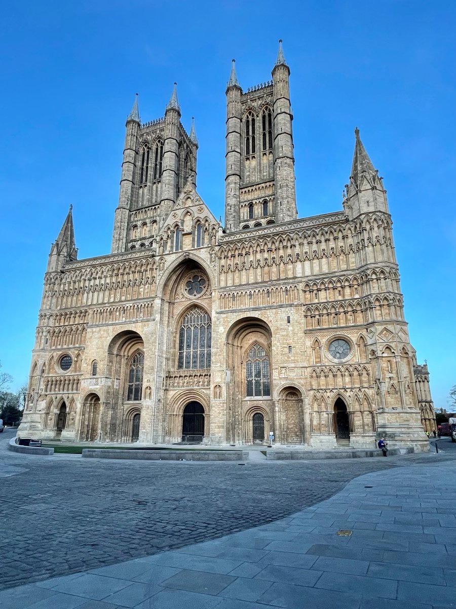 Visit Lincoln tweet media