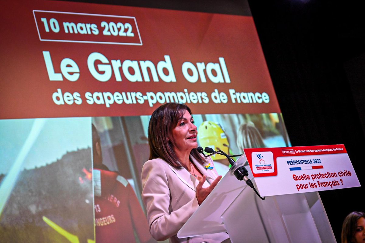 #FaceAuxPompiers2022 | « Nous serons à vos côtés pour mettre les moyens, pour accompagner les besoins des sapeurs-pompiers partout dans notre pays. »

<a href="/Anne_Hidalgo/">Anne Hidalgo</a>, candidate du Parti socialiste, présente pour ce Grand Oral face aux sapeurs-#pompiers de 🇫🇷