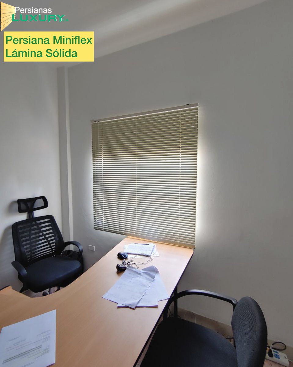 PERSIANASLUXURY's tweet image. #FelizJueves Comunidad😁

#Persiana #Miniflex 
lámina sólida 
Color Almond 

✅ Fabricadas en láminas horizontales de aluminio sólidas o microperforadas

✅ La puedes orientar para tener privacidad o visibilidad

✅ Gran variedad de colores