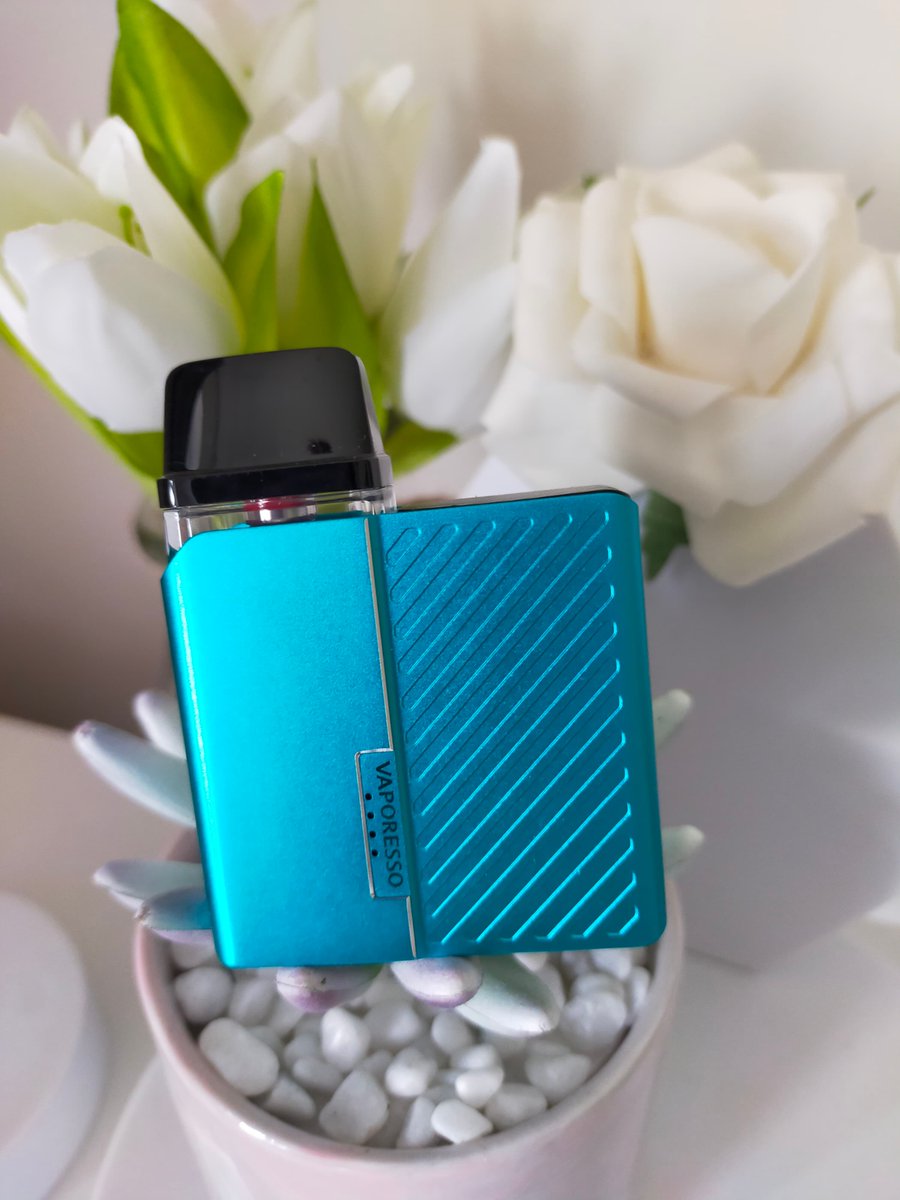 instagram.com/halfpintdebz/
whats everyone's plans today- another #busyday for me today

just loving the Xross Nano such a cute little device and amazing on flavour!

#vapelifestyle #vape #vapeforlife #vaper #vaping #vapingfriends #vapingstyle #vaporesso #worldwidevapers #ukvapers