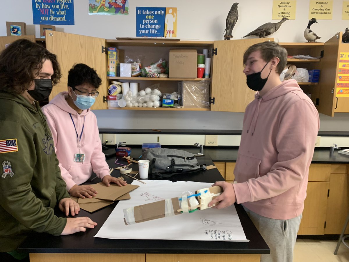 MallouhMs's tweet photo. In #PLTW MI today, we are building a prosthetic arm that can pick up a cup! https://t.co/prATeKE8sg