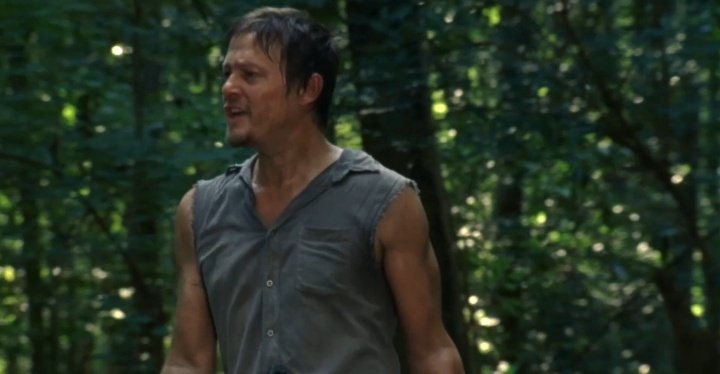 RheeFxTWD's tweet photo. "we don't know this girl" https://t.co/BxM30SLL98