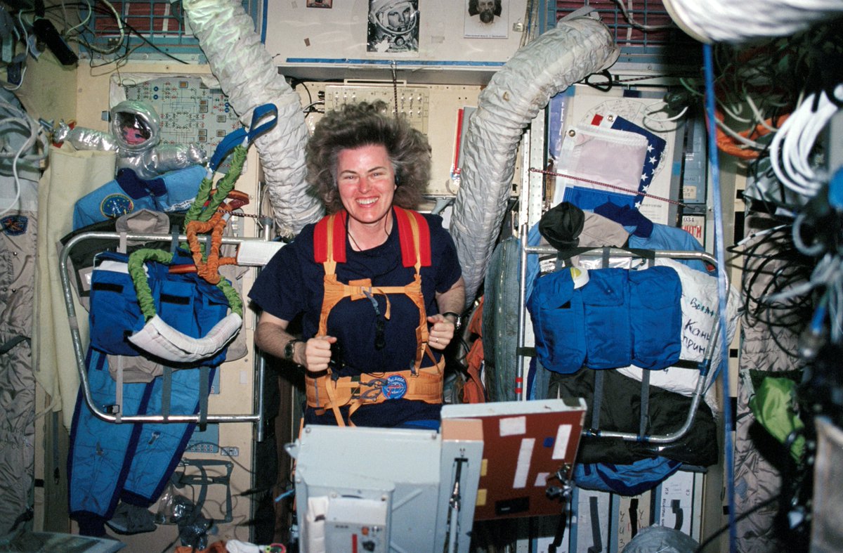 SpaceAboveUs's tweet photo. New episode! Shannon Lucid is ready to spend 4 months on Mir! Or is it 6? We'll learn the quirks of the Russian training system, the hazards of old Soviet batteries, and the value of Jell-O. https://t.co/iuKRpnthrV #NASA2 1/4 https://t.co/8PvPJzvVEI