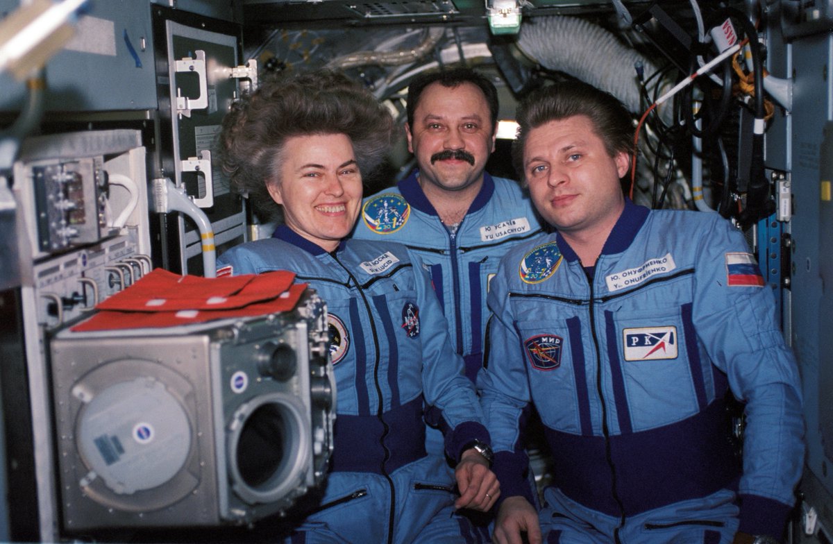 SpaceAboveUs's tweet photo. New episode! Shannon Lucid is ready to spend 4 months on Mir! Or is it 6? We'll learn the quirks of the Russian training system, the hazards of old Soviet batteries, and the value of Jell-O. https://t.co/iuKRpnthrV #NASA2 1/4 https://t.co/8PvPJzvVEI