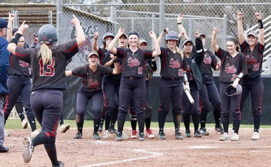 ChicoAthletics's tweet photo. Four years ago, on March 10, 2018, the Chico State softball team - in just its 24th game of the year - set a new program record for home runs in a season on the way to a doubleheader and series sweep of Cal State Monterey Bay. https://t.co/AuQTojQqzy https://t.co/JgV4JAGvaD