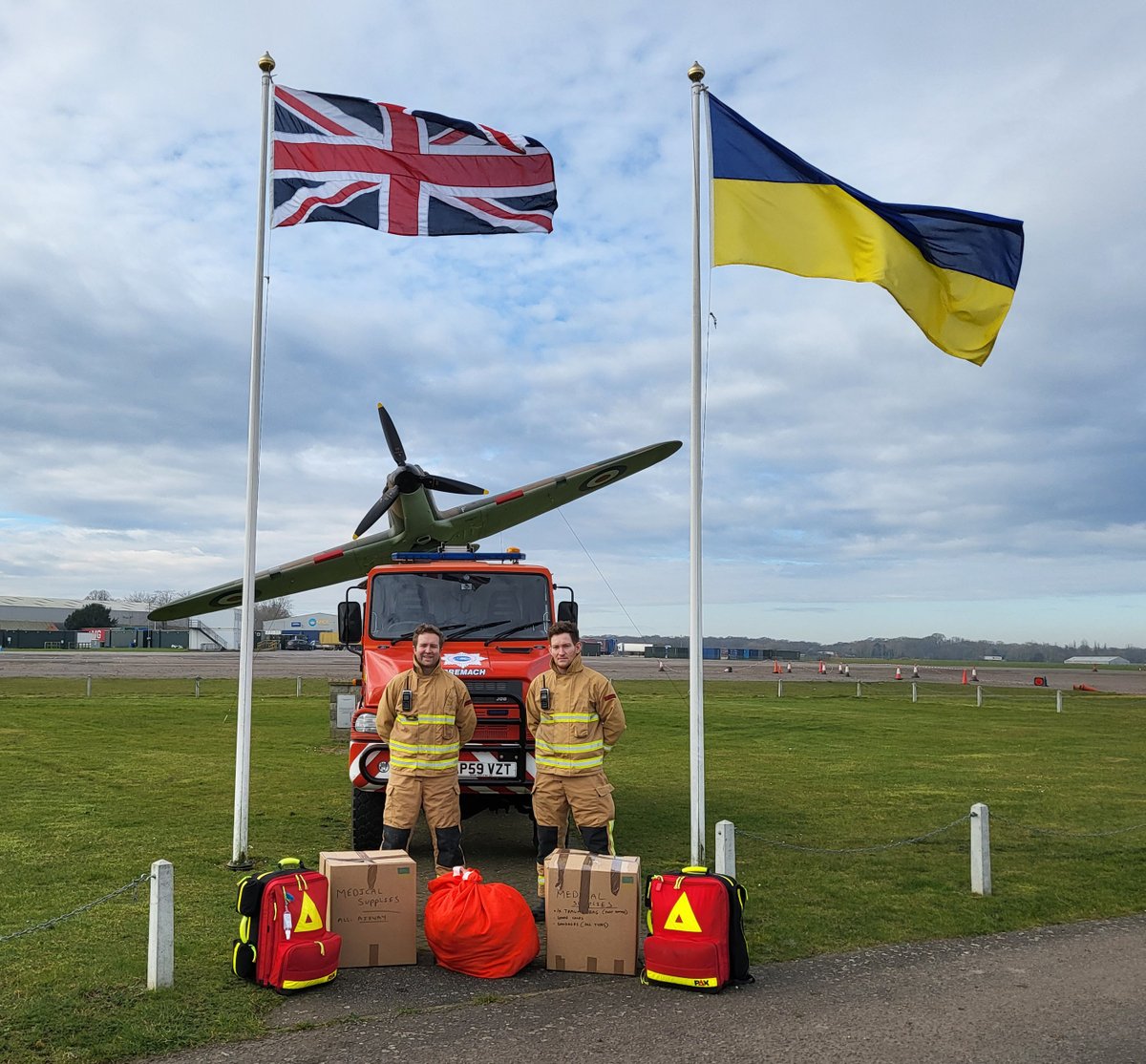 Members of our Operations Team proudly flying the Ukrainian flag alongside the Union Flag at North Weald Gate Guardian.

Want to make a donation? Visit ow.ly/UrU450Ig4xl to see how you can help.

#EppingForest #Ukraine #Donations #Thankyou