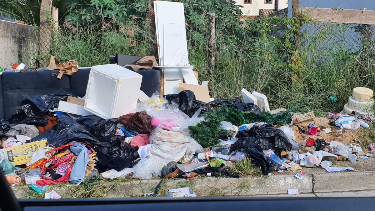 TCESP's tweet photo. 🛎️ Até o presente momento, foram encontrados diversos pontos de descarte irregular e indevido de lixo domiciliar e hospitalar nas cidades fiscalizadas.
Continue acompanhando: https://t.co/lxUjnJeiQY 📌
#Ordenadas #ResiduosSolidos #Fiscalização https://t.co/pnPMRN80HP
