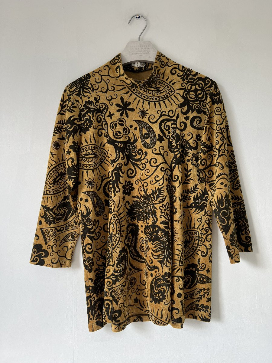 SSPlanetEarth's tweet photo. @PAMHOGGcouture wondering what era this dress is from. Guessing maybe 81’s “psychedelic garden” ? Thank you ! https://t.co/8tQAysBNGq