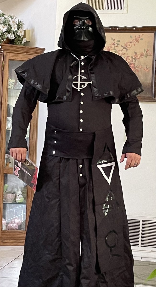 DjRainbowfluff's tweet photo. #IMPERAUnholyVestments https://t.co/U1Aeuf8jjA