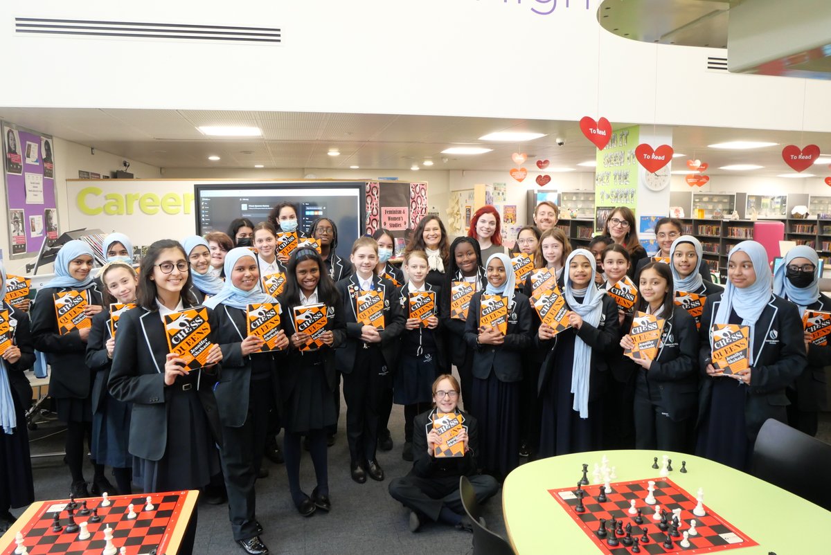 SBonnellSchool's tweet photo. More images capturing the amazing moment of our girls with the 2x US Women's chess champ @JenShahade. ♟️😃#SBGirlsWhoCan #Chess #LifeAtSB https://t.co/5z15ypHvxT