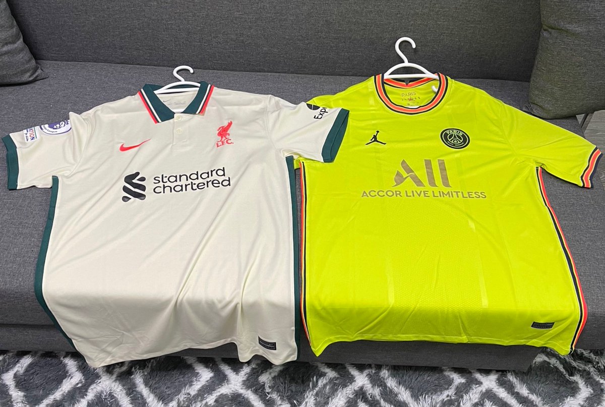 🔥 SORTEO 4 CAMISETAS DE FÚTBOL 🔥

Elige la que quieras de Solefootball.com
Atención en Español en <a href="/Solefootball_/">SoleFootball - Camisetas de fútbol al mejor precio</a> 

• Sígueme <a href="/xARiiAN/">Ariian</a> 
• Dale RT
• Menciona a un amigo

Se vienen sorteos todas las semanas, estad atentos 👀Ganadores el 14/3 🗓