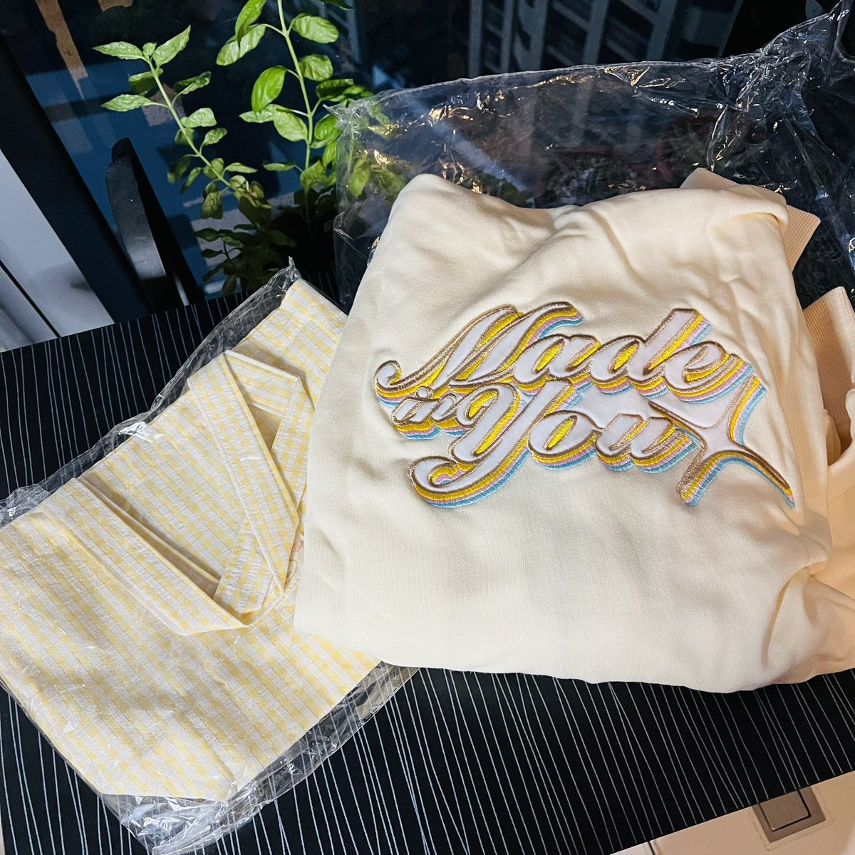 ianitesum018's tweet photo. [WTS/LFB]

Made In You by SUHOBAR
(Jacket Hoodie + Bag)

Never Used!

💸 1,300 php

#suho #exo #madeinyou https://t.co/BzgYhxjapk