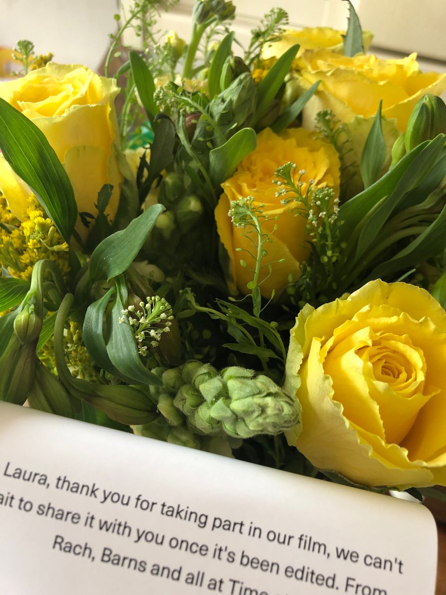 lcorradiactress's tweet image. Coming to the end of isolation…. Oh so over Covid, but this made my day - gorgeous flowers from a filming job #happyactor