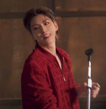 monbebepabu's tweet photo. MBB: "Aww, Voyager is going to be about a self discovery trip, something deep"

Kihyun: "iF yOu wAnT iT i CaN tAkE yOu aWaY" https://t.co/4Z2dSq8vns