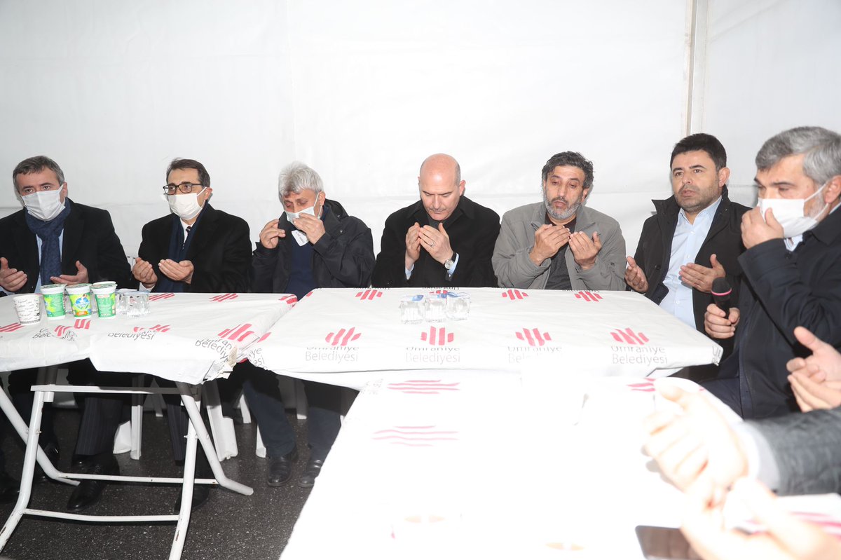 suleymansoylu's tweet photo. İstanbul'da, Şehit Komiser Yardımcımız Abdullah Yasir Binici'nin taziyesindeyiz.

Rabbim, Şehidimizin ailesine sabr-ı cemîl ihsan eylesin.
Şehidimizin makamı âlî olsun inşallah... https://t.co/HktPT1SNxe
