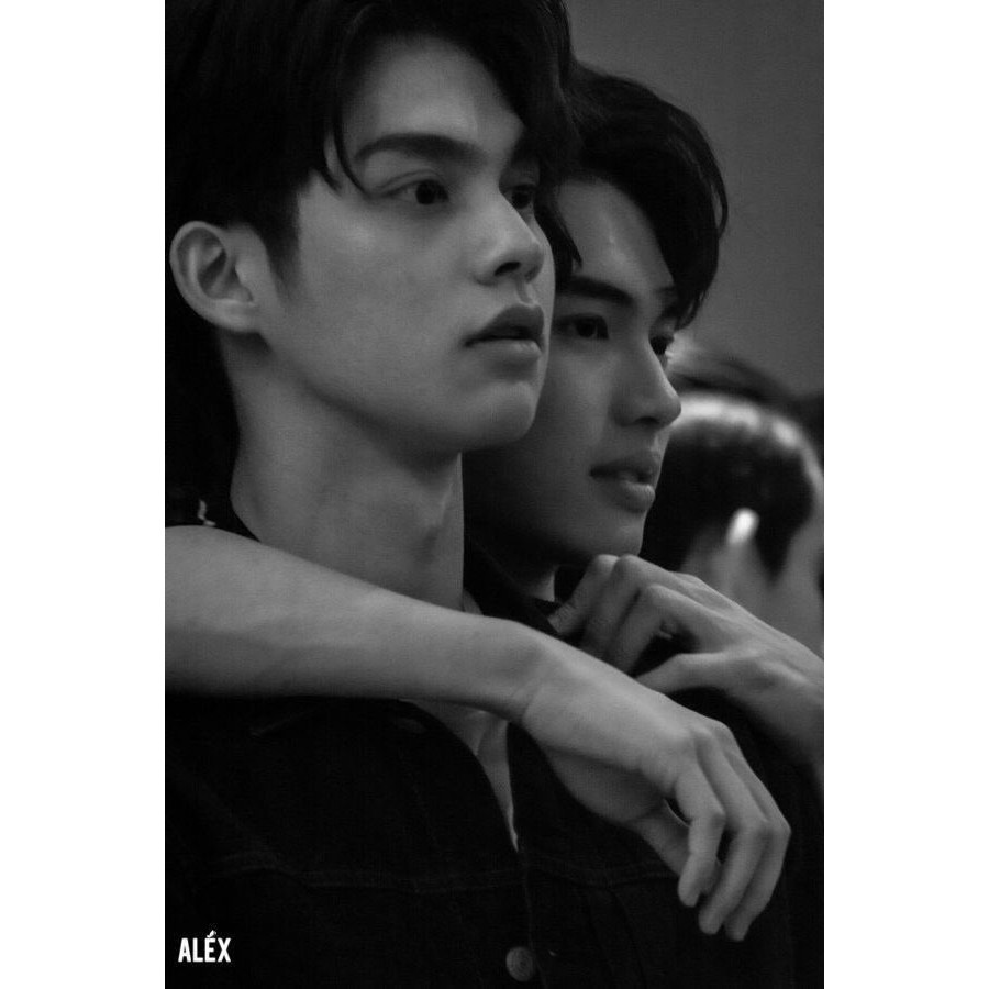 mal203xx's tweet photo. we need BW free content
 #BrightWinFREECONTENT https://t.co/mIIlHlHny9