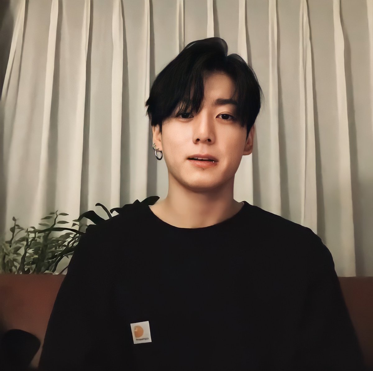 jkoobyeol's tweet photo. JEON JUNGKOOK 🤍🖤 https://t.co/CJvBcW0FsX