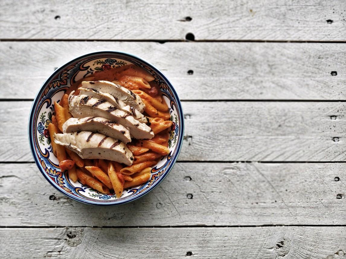 MealPrepGrind's tweet photo. Sometimes, our recipes get an upgrade! Try the all new sauce recipe in our Penne Vodka with Grilled Chicken this week, you're going to love it! #food #foodie #Scranton #ScrantonPA #NEPA https://t.co/fe2HTn8PnC