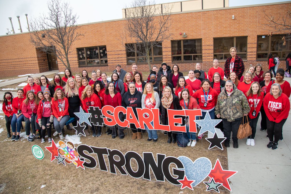 DMschools's tweet photo. Teachers and staff at Capitol View Elementary School were out first thing this morning to show their solidarity and support for East High School before welcoming their own future Scarlets for the school day. ❤️🖤❤️🖤
#ScarletStrong https://t.co/XrsIII8Bsw