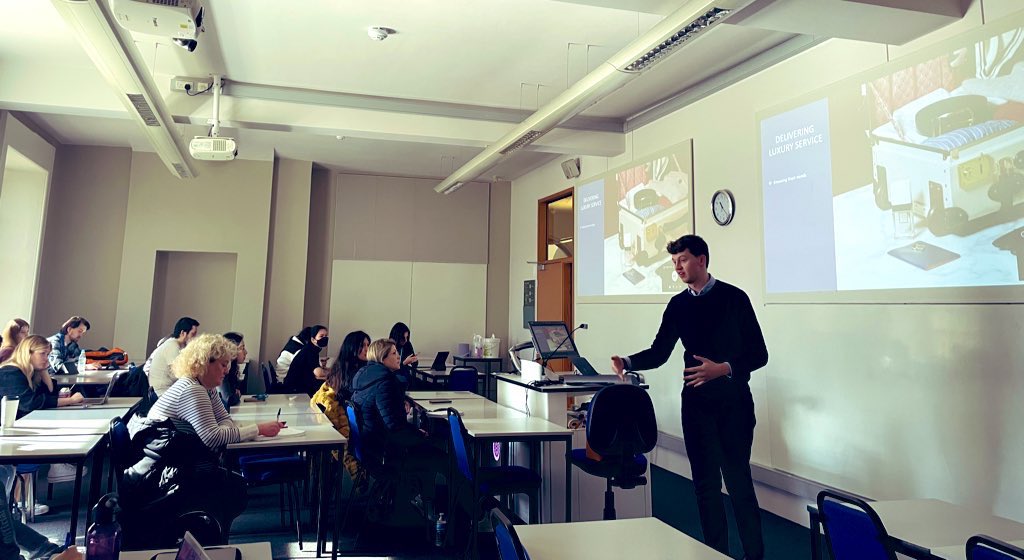 IsabellaYe716's tweet photo. Our first year @UniofGreenwich tourism hospitality students went up close and personal with a world of luxury hospitality crafted by the fantastic @mitchcoll21 Key takeaways - right ear listens more and always look beyond face value to gauge a larger picture!! 
@MGebbels @GreTRC https://t.co/PxiEA2H1Io