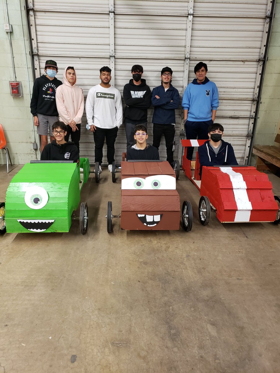 MchiAdvautotech's tweet photo. Congratulations to my Soap box derby team for placing 1st. We had a great time building &amp; racing at Tech Wars. @McAllenISDCTE https://t.co/a7qz16A8Pi