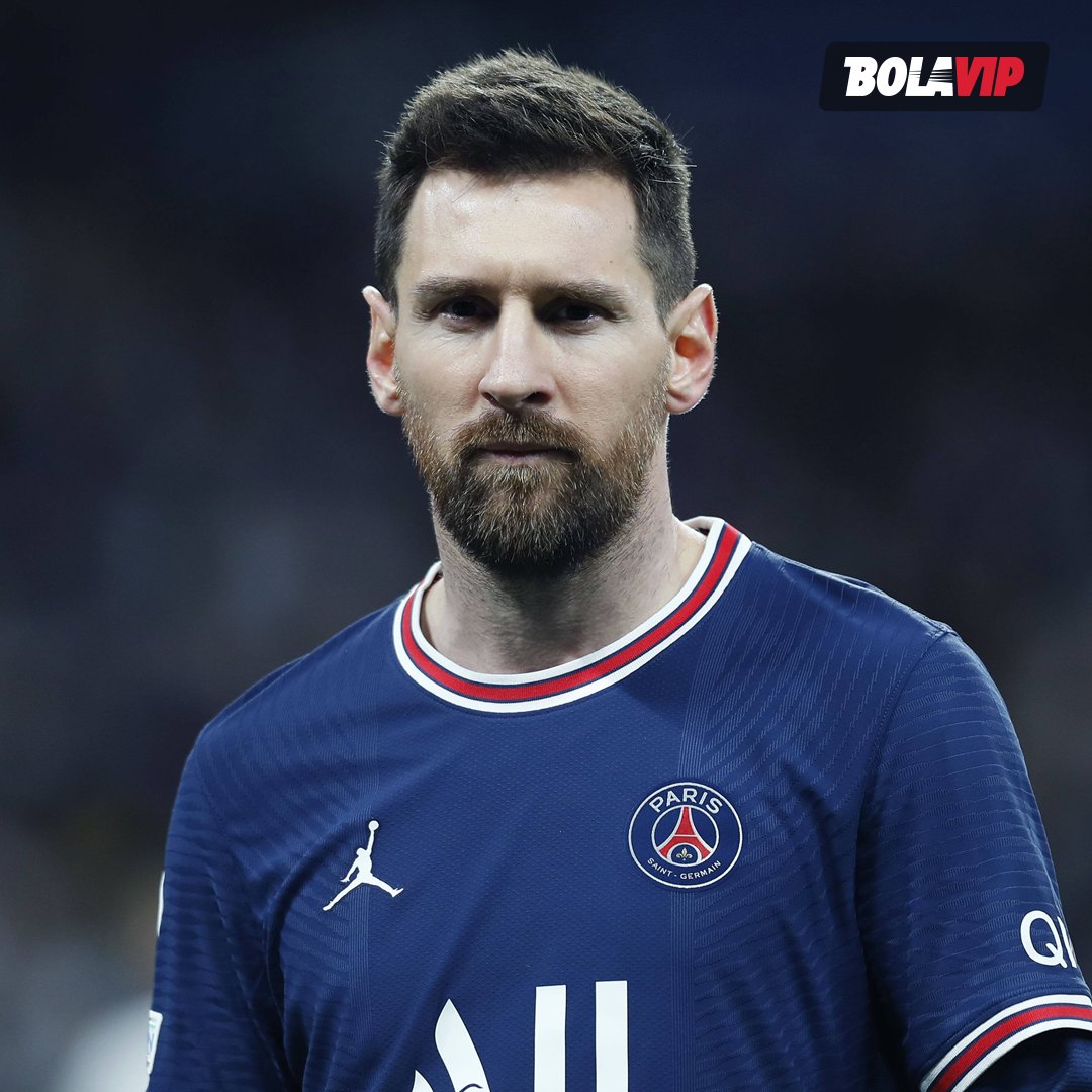 - Máximo ganador del Balón de Oro
- Máximo ganador de la Bota de Oro
- Máximo asistidor histórico
- Más goles en un año
- Más goles en un mismo club
- Máximo goleador histórico de LaLiga
- Máximo goleador del Barcelona
- Máximo goleador de la Selección

RESPETEN A LIONEL MESSI.