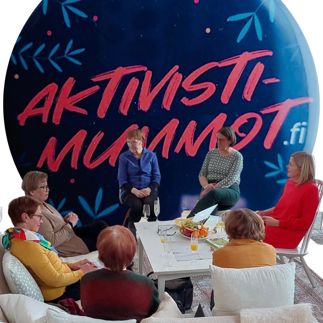 aktivistimummot's tweet photo. Aktivistimummot #luontodialogi ssa puheena oma suhde #luonto’on. Se on #tunneside ❤️Nyt haluamme luoda lapsenlapsille mahdollisuuksia päästä #luonnonhelma”an ja olla vaan, vailla erillistä #ohjelma’a #rauha #toivo ⁦@ErataukoSaatio⁩ https://t.co/nDXqTqDqwo